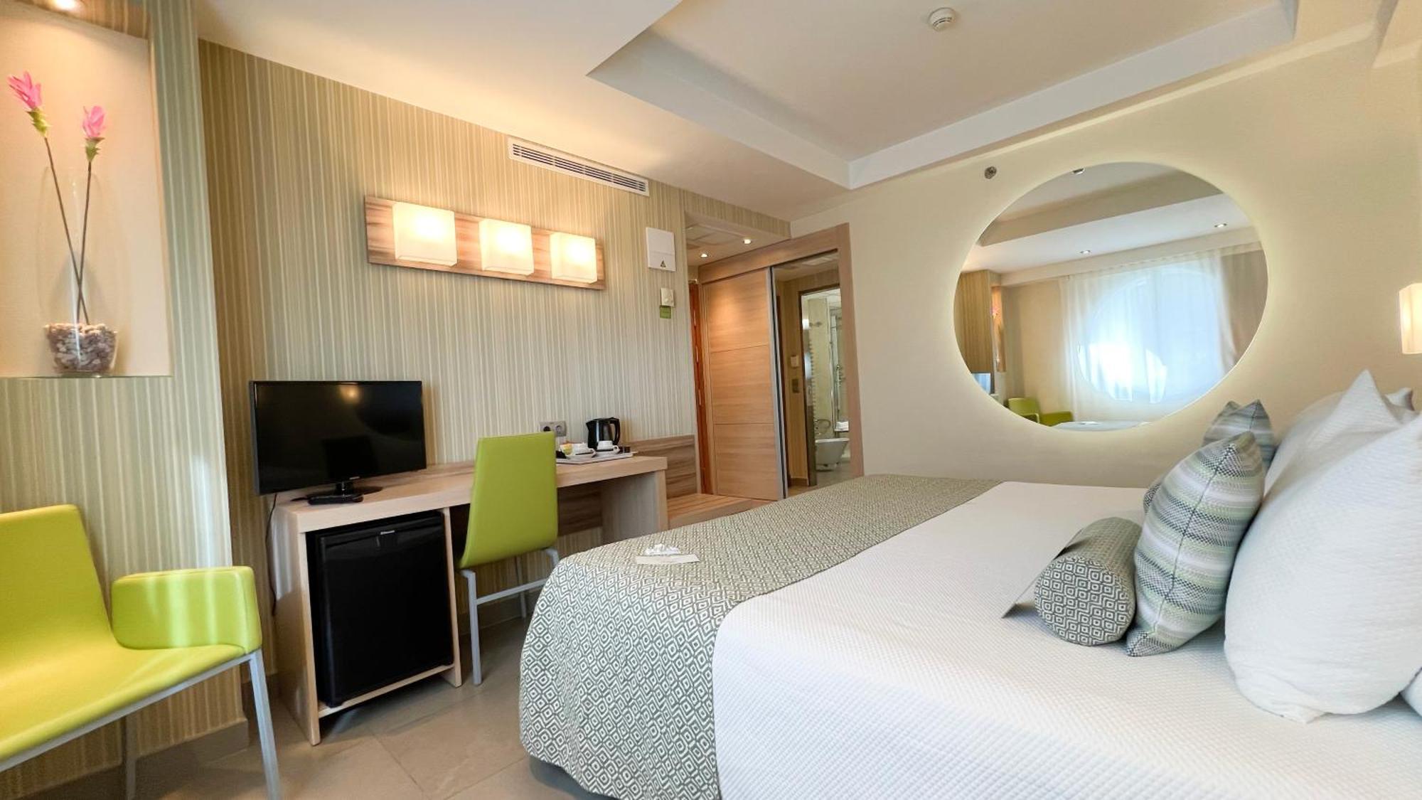 Riviera Beachotel - Adults Recommended Бенидорм Екстериор снимка