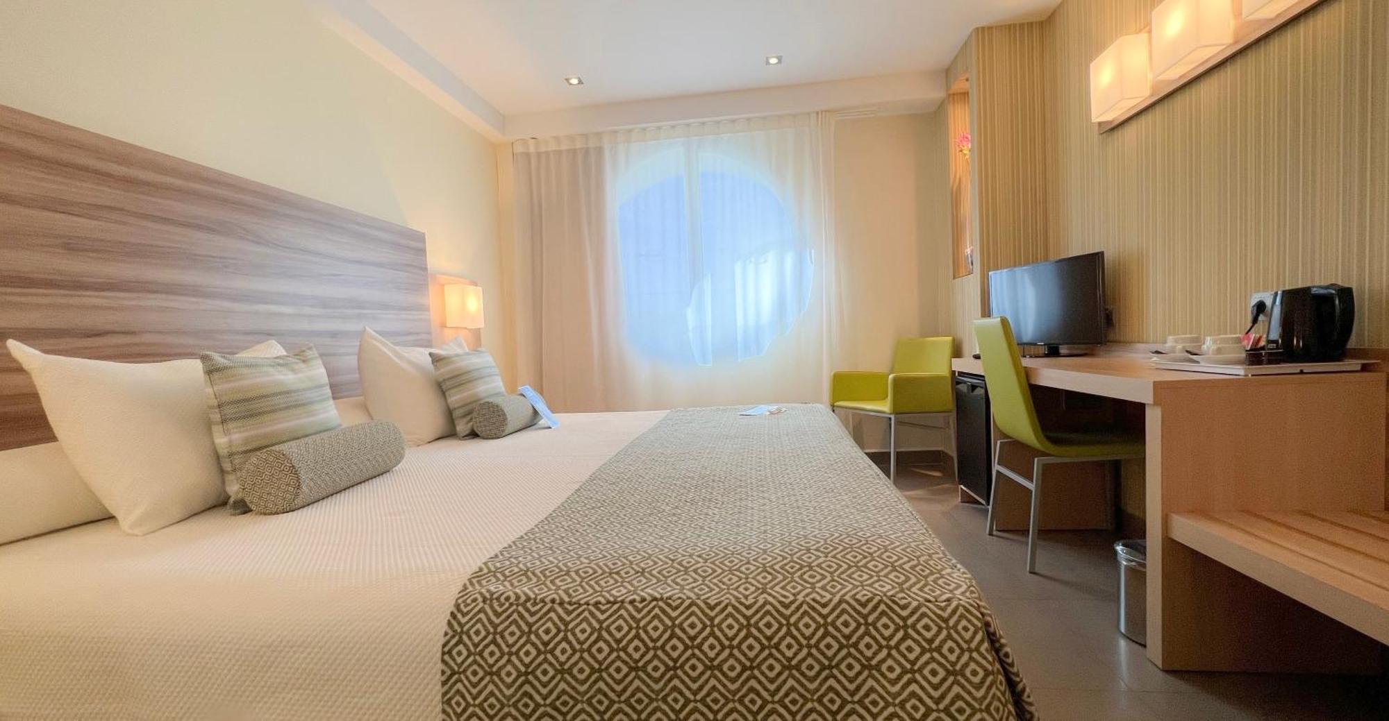 Riviera Beachotel - Adults Recommended Бенидорм Екстериор снимка
