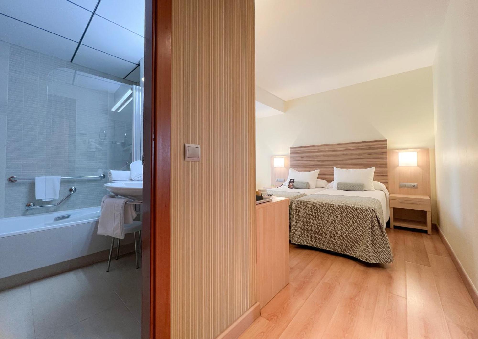 Riviera Beachotel - Adults Recommended Бенидорм Екстериор снимка