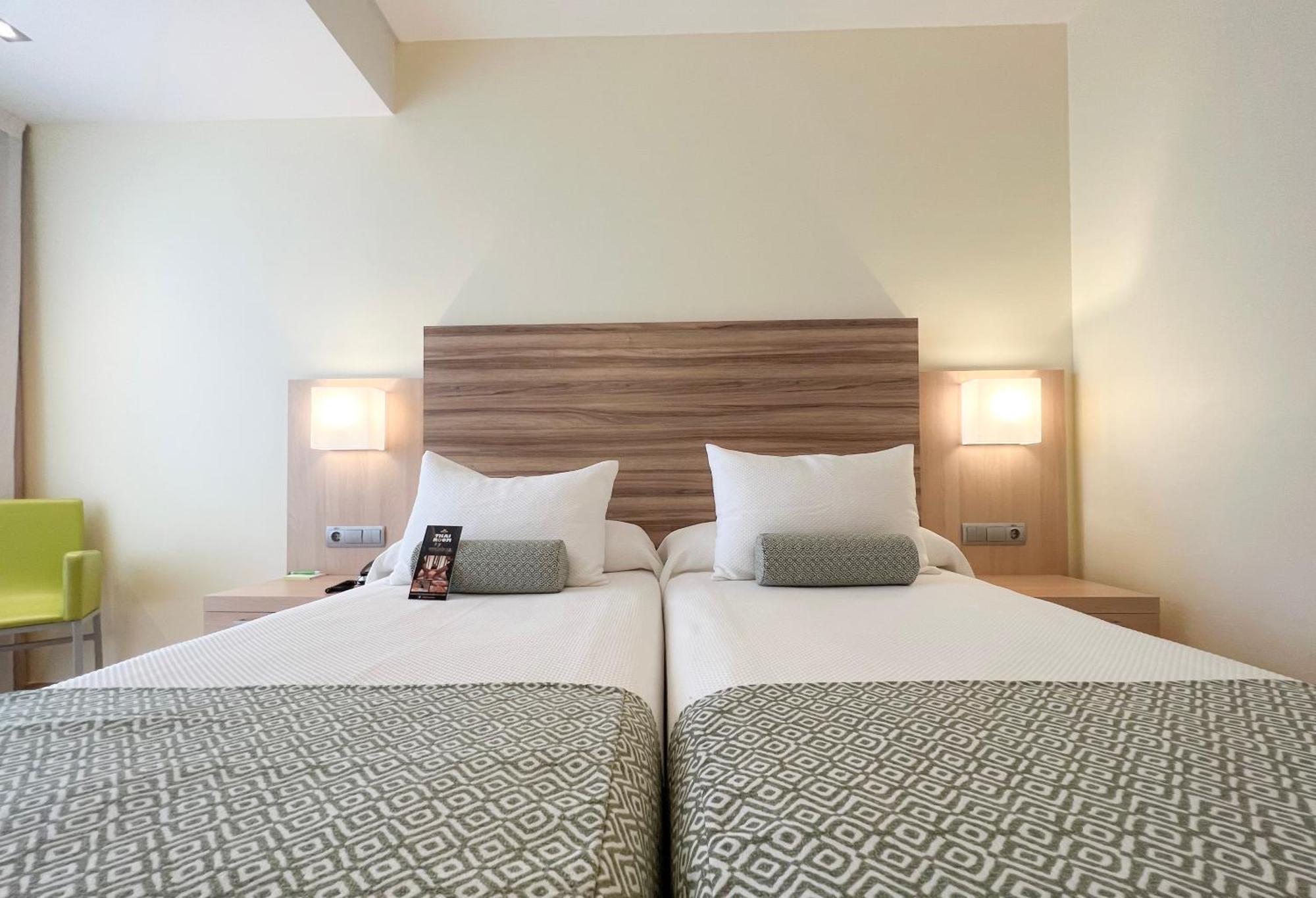 Riviera Beachotel - Adults Recommended Бенидорм Екстериор снимка